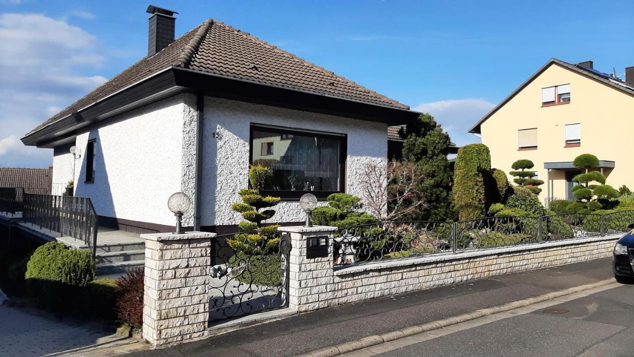 Ferienwohnung Mit Japangarten Karlstadt Exteriör bild