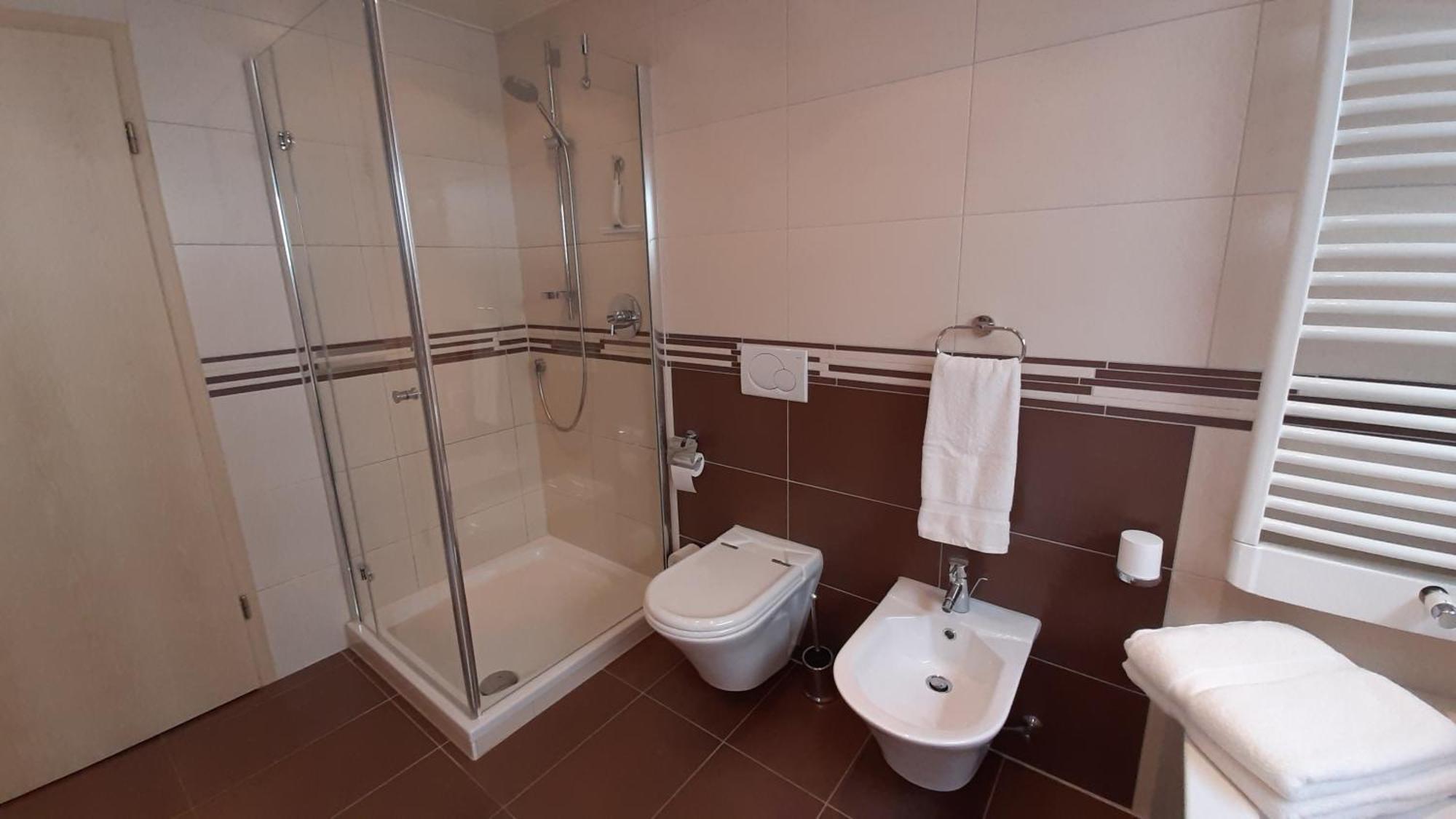 Ferienwohnung Mit Japangarten Karlstadt Exteriör bild